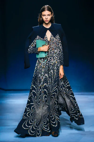 Look 43